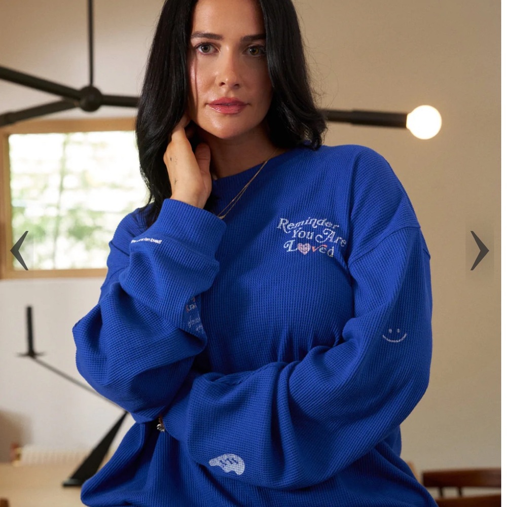 Avery Woods The Mayfair Group Blue Long Sleeve M/L
